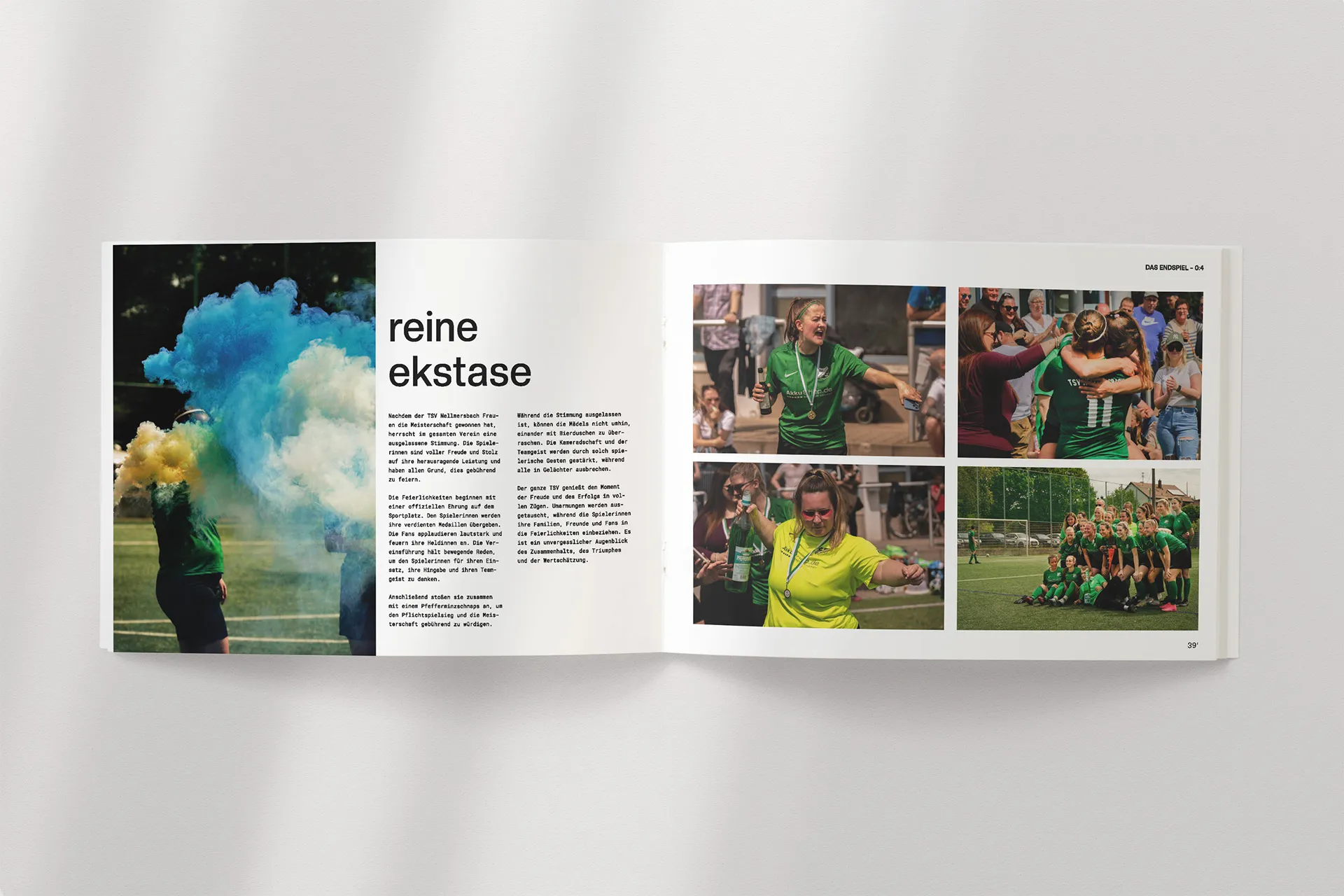Spread illustrating the typographic grid.